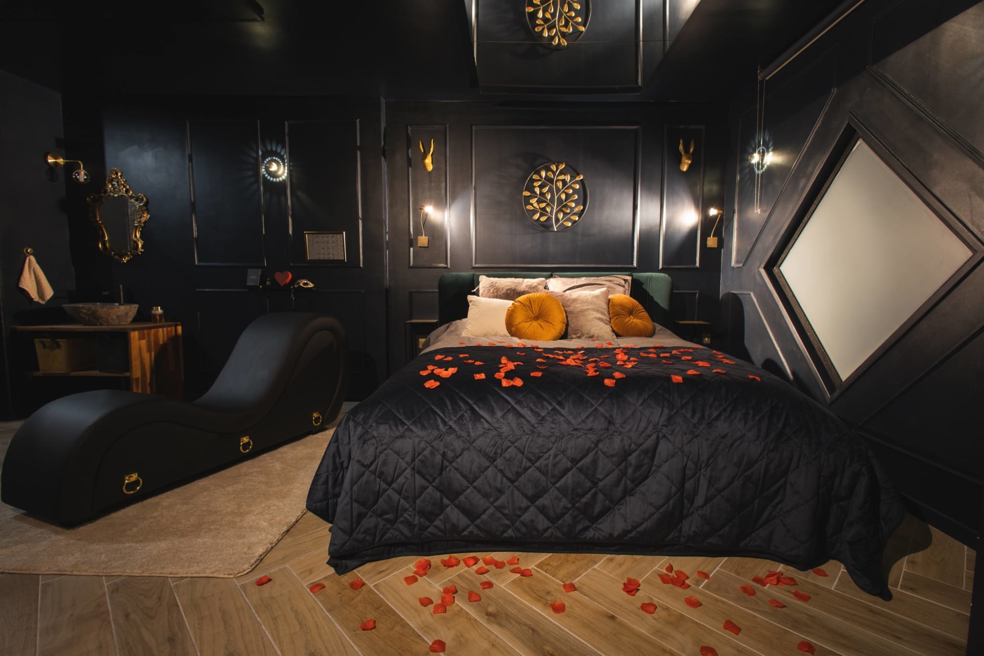 Le Refuge Bleu, love room avec jacuzzi privatif à Famars