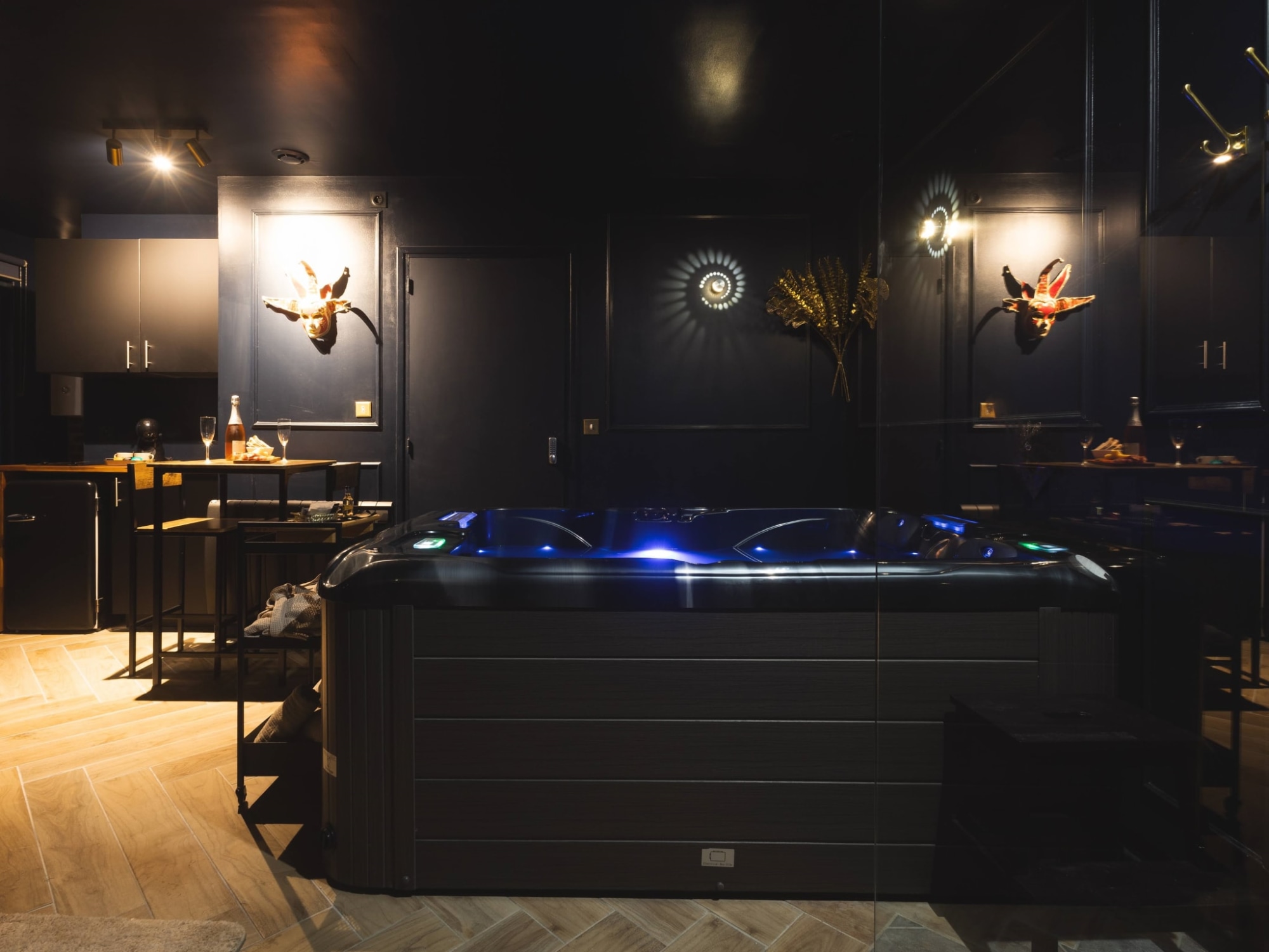 Jacuzzi privatif du Refuge Bleu